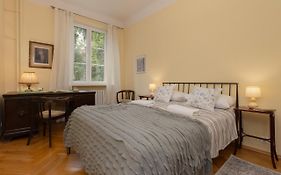 Warsaw New Town Square Apartment For 5 Guests By Noclegi Renters