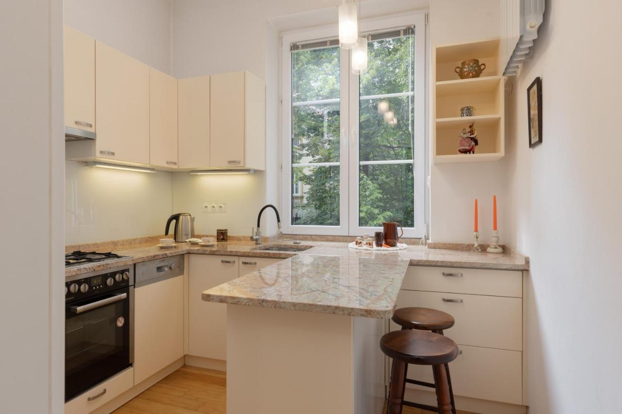 Warsaw New Town Square Apartment For 5 Guests By Noclegi Renters Zewnętrze zdjęcie